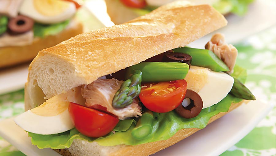 Asparagus Nicoise Salad Roll