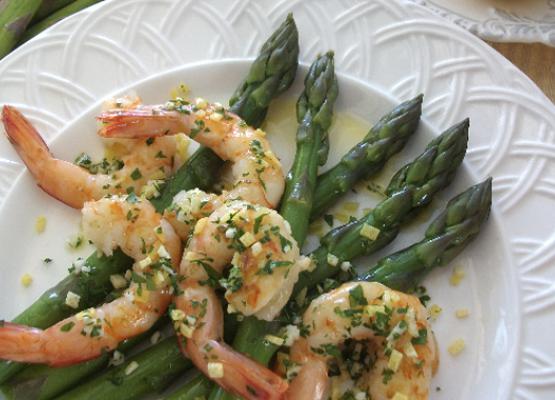 Asparagus and Prawn Gremolata